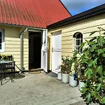 Solbakke Apartman Østermarie